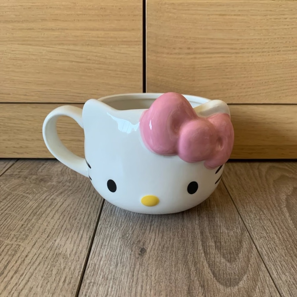 Sanrio Hello Kitty Pink and White Mug